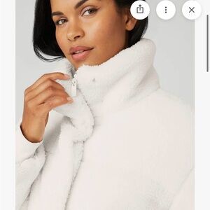 ALO Yoga Sherpa Snow Angel Puffer